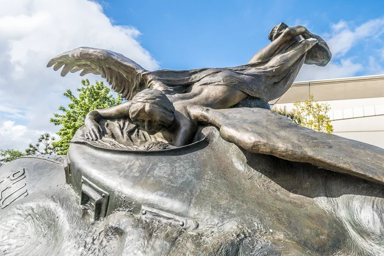 L'ange du monument "Le Pluviose" de Calais
